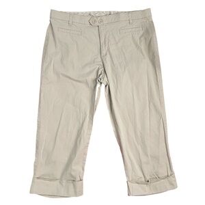 Women’s Beige Capris